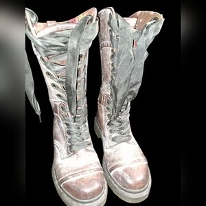 Dr Martens Triumph Combat Boots